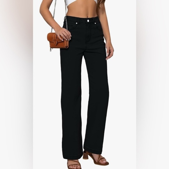 Classic Black Women's Mid-Rise Jeans - Picture 2 of 7